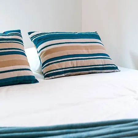 Joivy Superb In Centre * Cascais